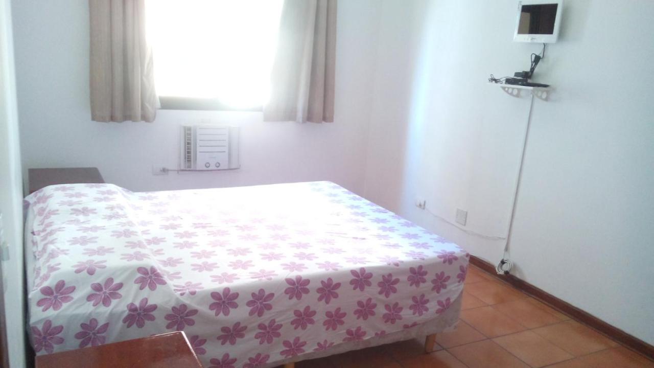 Apartamento Frente Para O Mar ,50 M Da Praia , Ar Condicionado Todos Quartos グァルジャー エクステリア 写真